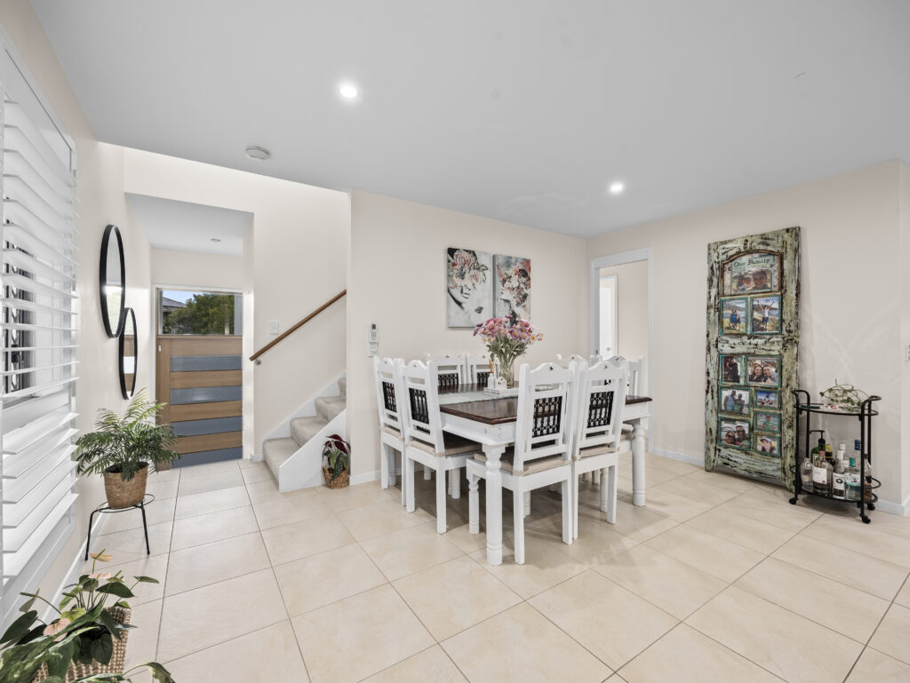 12 Belinda Court, Brookwater, QLD 4300