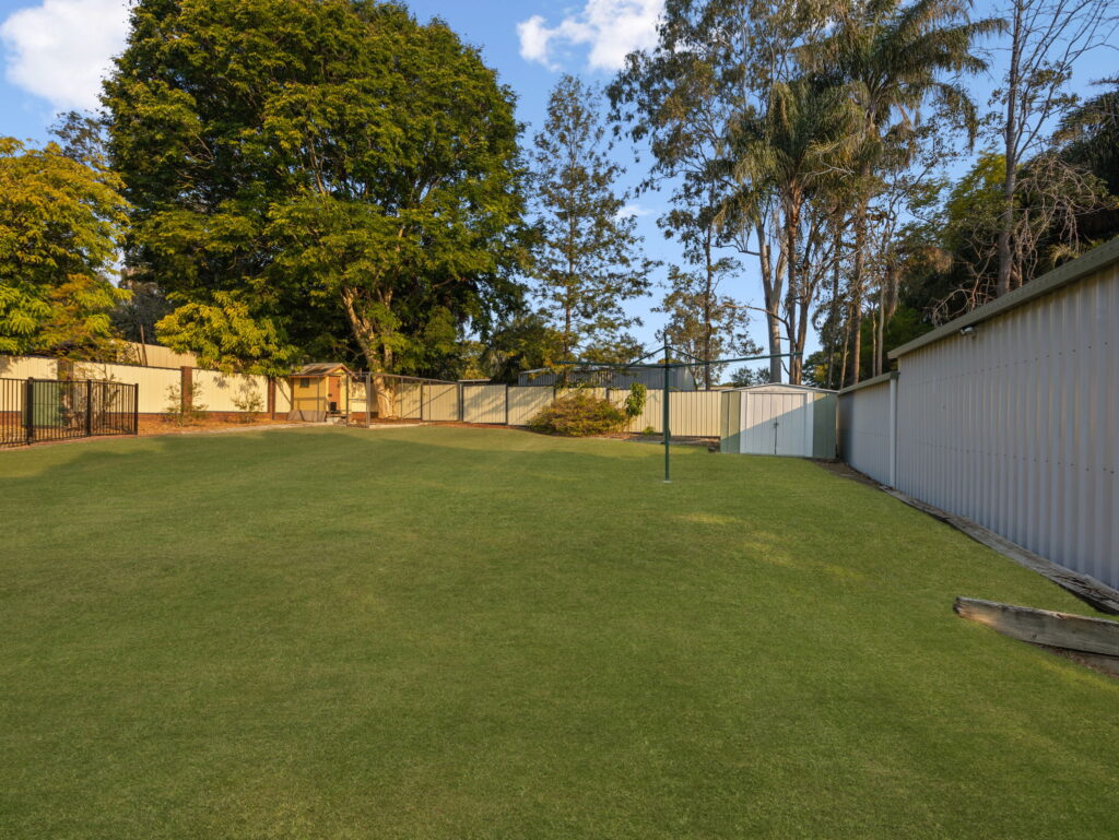 25 Moss Road, Camira, QLD 4300