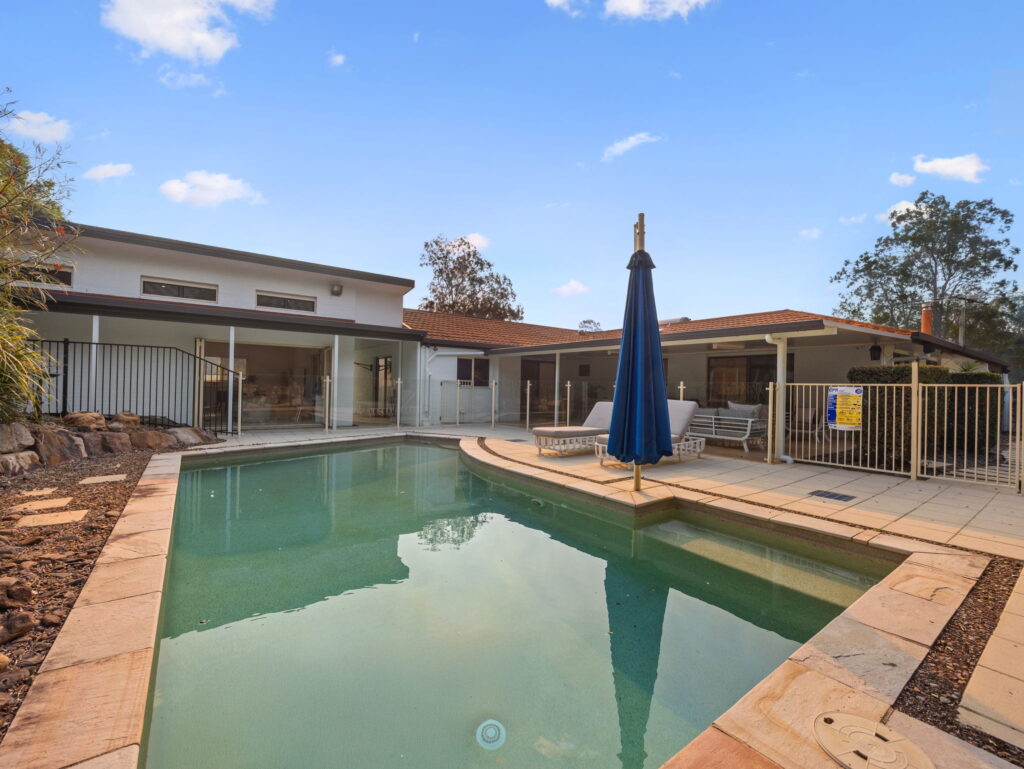25 Moss Road, Camira, QLD 4300