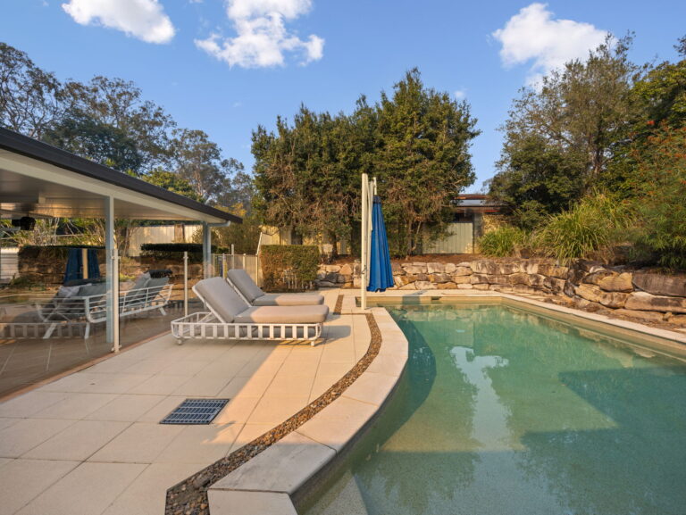 25 Moss Road, Camira, QLD 4300