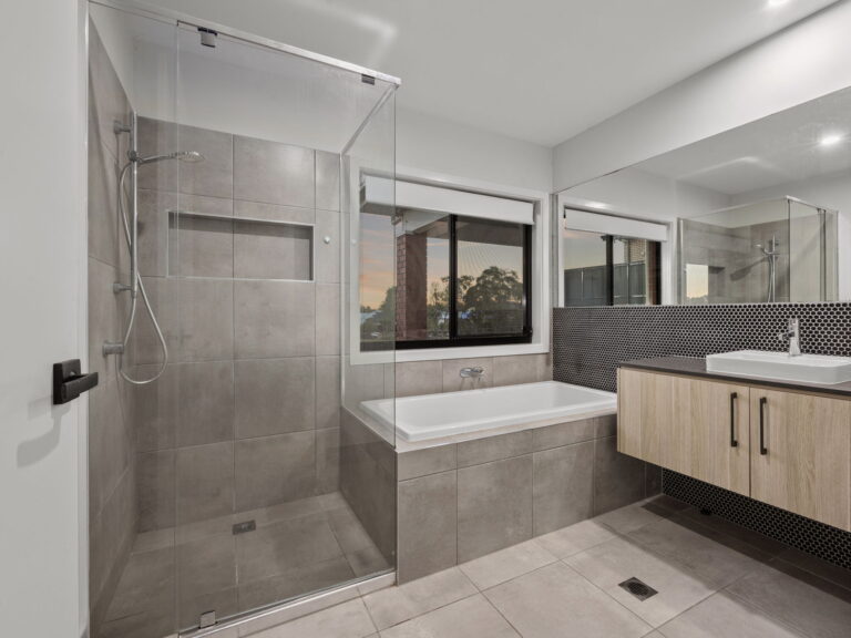 43 Stanton Cross Drive, Karalee, QLD 4306