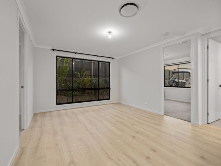 43 Stanton Cross Drive, Karalee, QLD 4306