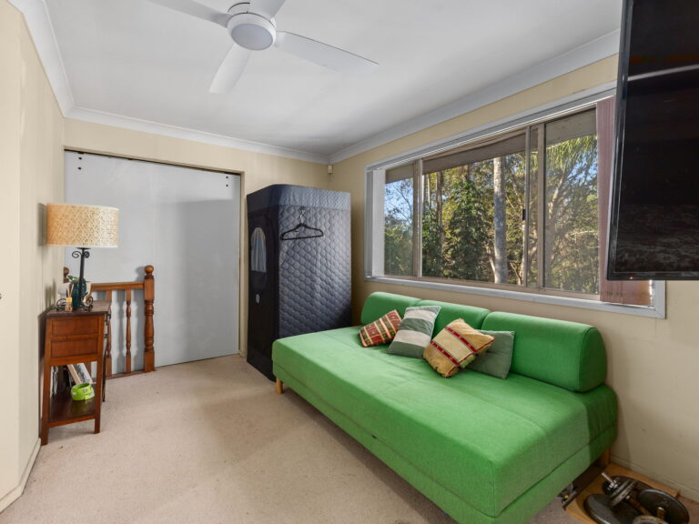 12 Islandview Street, Barellan Point, QLD 4306