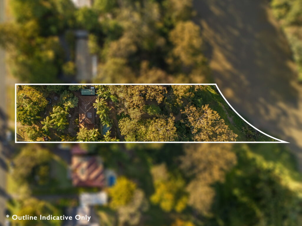 12 Islandview Street, Barellan Point, QLD 4306