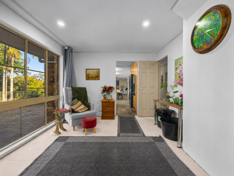 12 Islandview Street, Barellan Point, QLD 4306