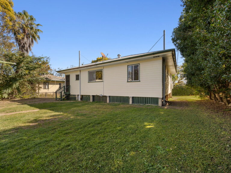 46 Briggs Road, Raceview, QLD 4305