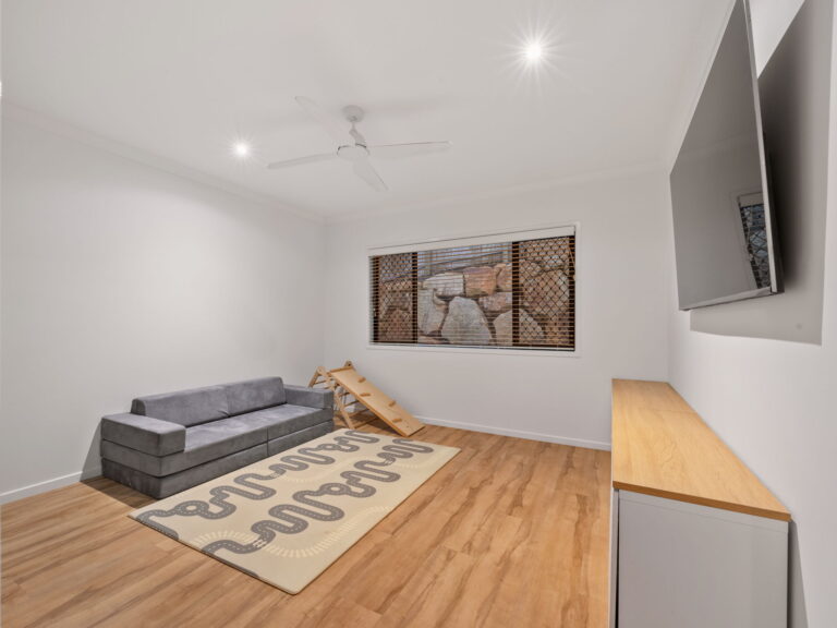 6 Callistemon Crescent, Deebing Heights, QLD 4306