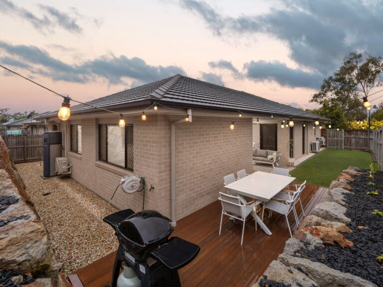 6 Callistemon Crescent, Deebing Heights, QLD 4306