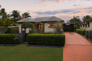 19 Deebing Street, West Ipswich, QLD 4305