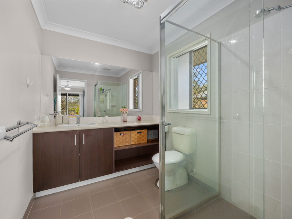 38-40 Bradman Street, New Beith, QLD 4124