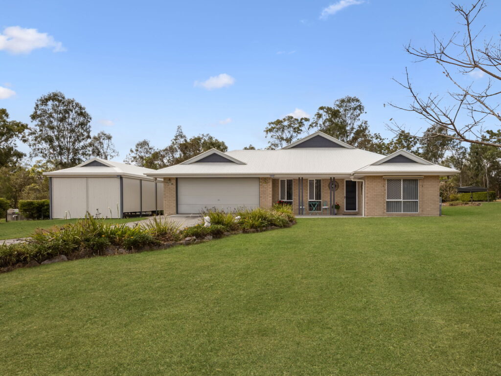 38-40 Bradman Street, New Beith, QLD 4124