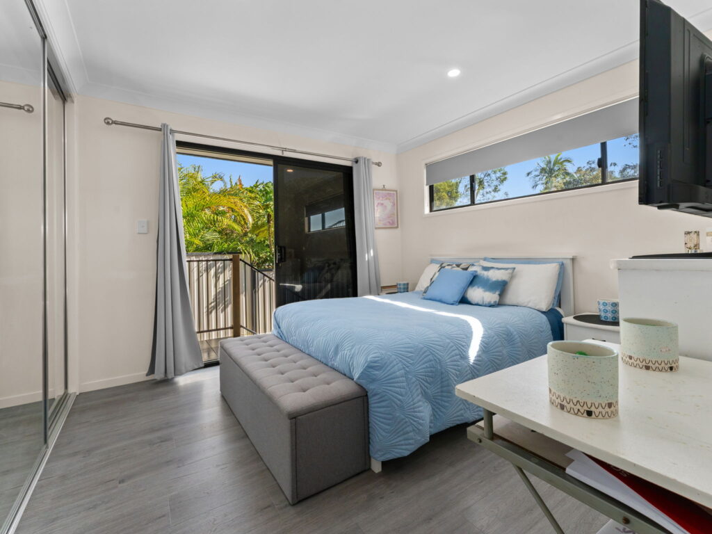 11 Crestwood Drive, Camira, QLD 4300