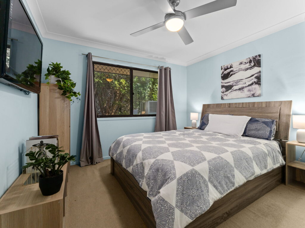 11 Crestwood Drive, Camira, QLD 4300