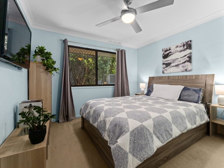 11 Crestwood Drive, Camira, QLD 4300