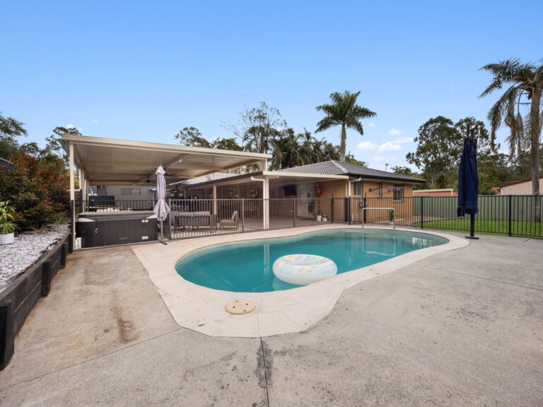 73B Addison Road, Camira, QLD 4300