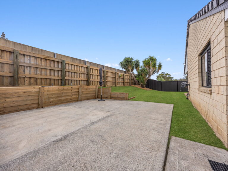 30 Ellen Circuit, Springfield Lakes, QLD 4300