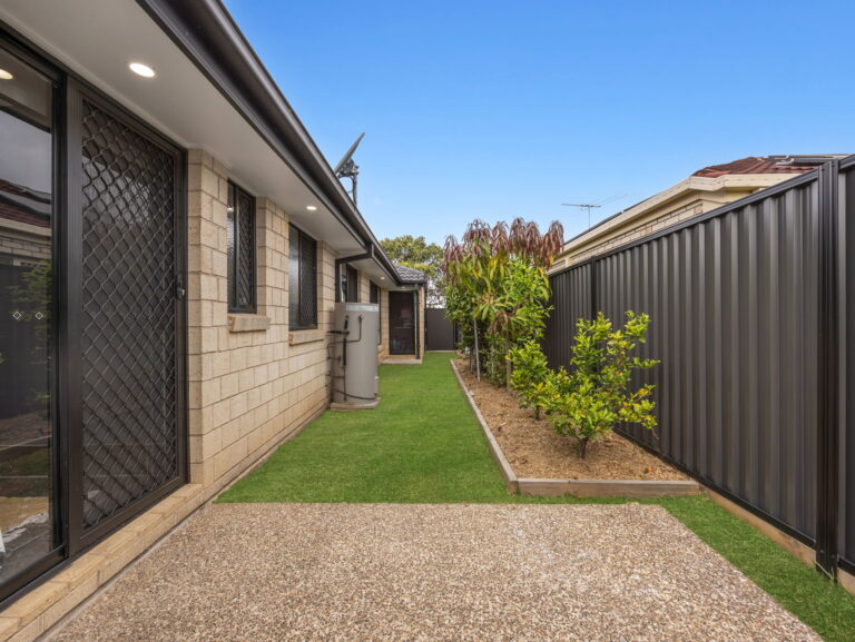 30 Ellen Circuit, Springfield Lakes, QLD 4300