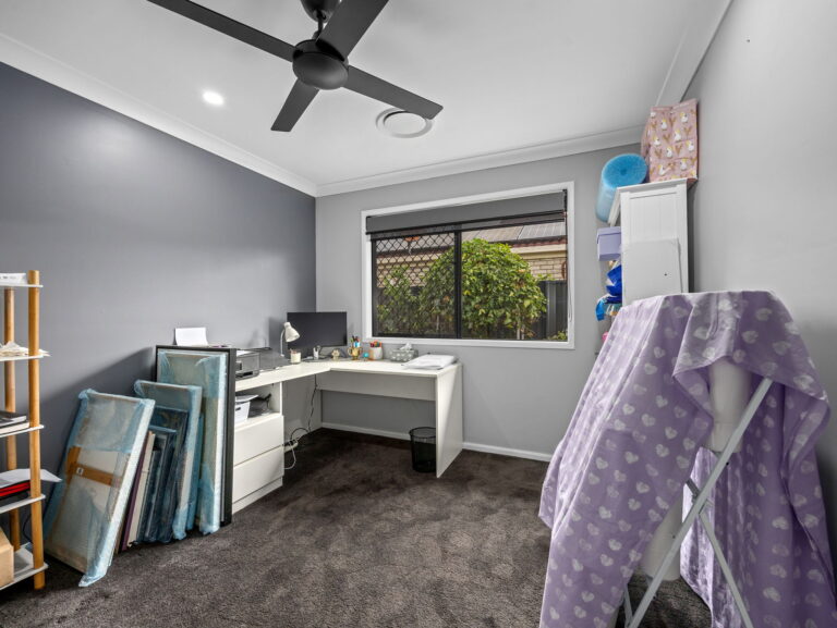 30 Ellen Circuit, Springfield Lakes, QLD 4300