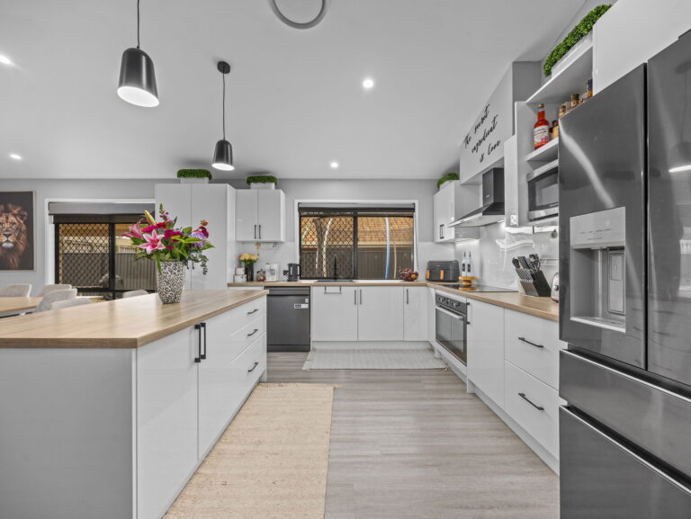 30 Ellen Circuit, Springfield Lakes, QLD 4300