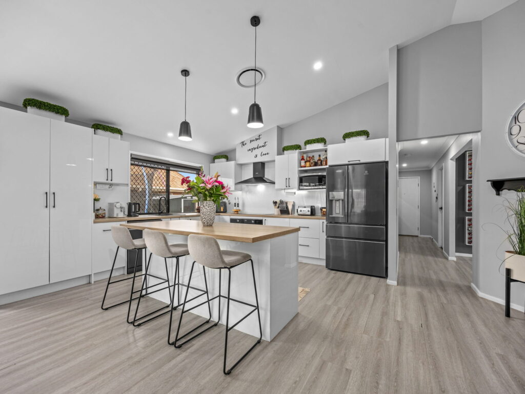 30 Ellen Circuit, Springfield Lakes, QLD 4300