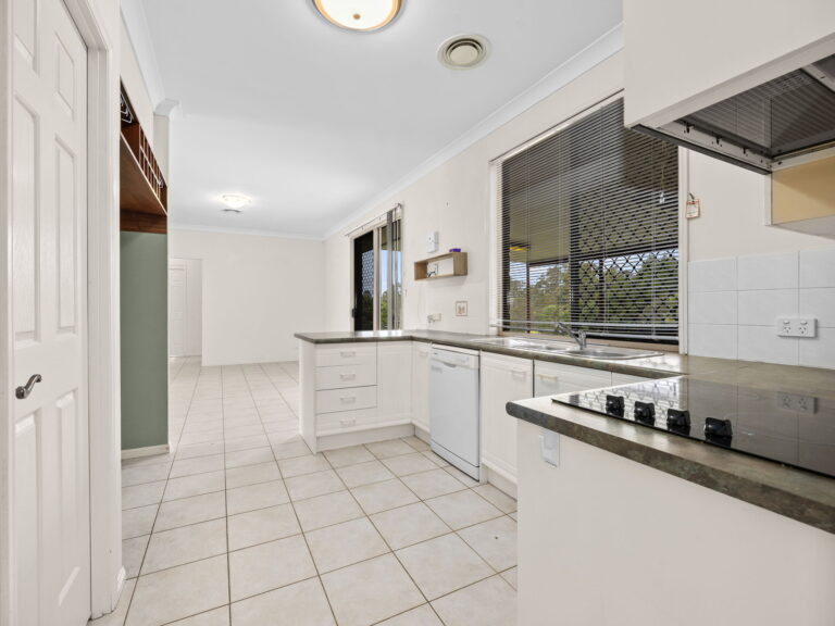 5-7 Redan Court, Greenbank, QLD 4124
