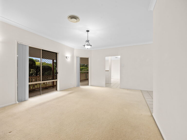 5-7 Redan Court, Greenbank, QLD 4124