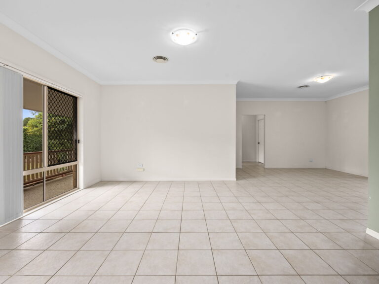 5-7 Redan Court, Greenbank, QLD 4124