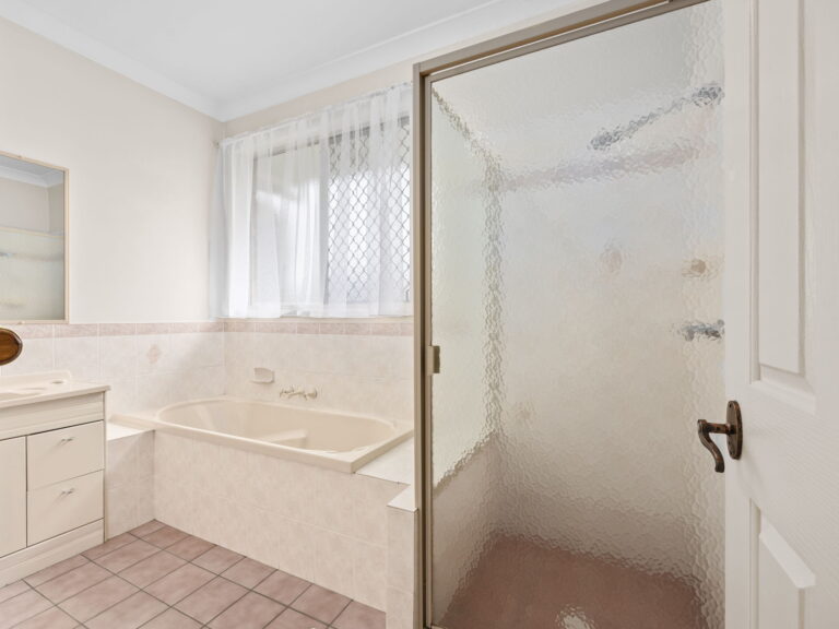 5-7 Redan Court, Greenbank, QLD 4124