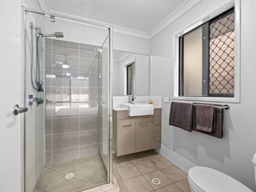66 Coringley Road, Greenbank, QLD 4124