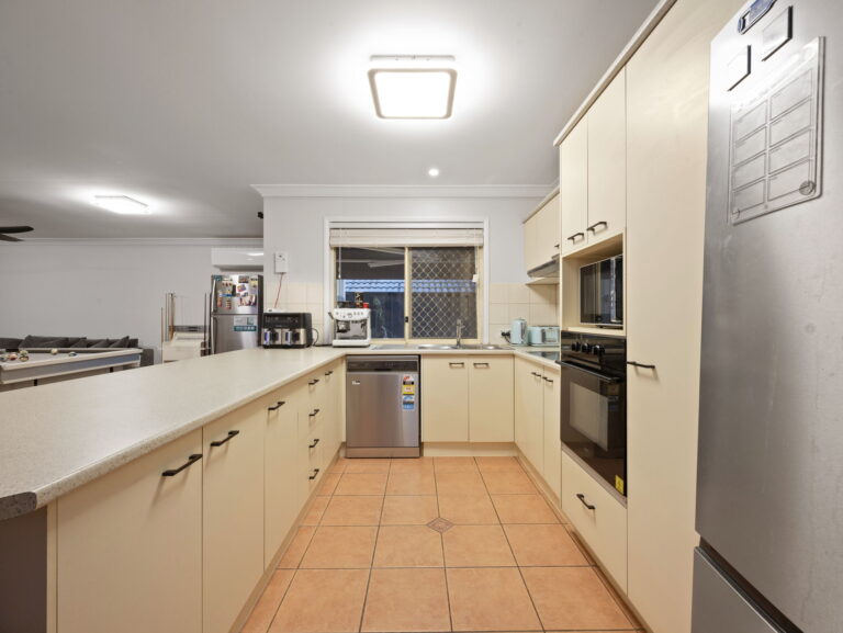 7 Garonne Court, Springfield, QLD 4300