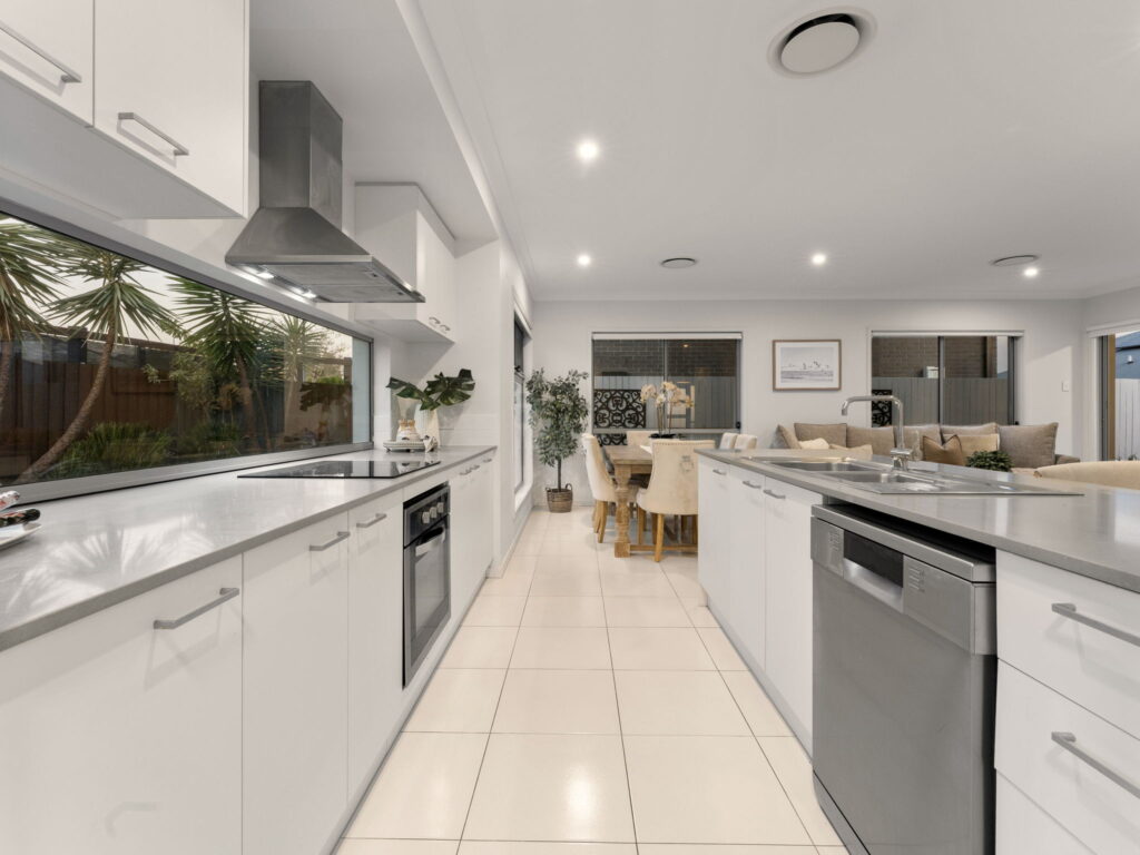 31 Botany Drive, South Ripley, QLD 4306