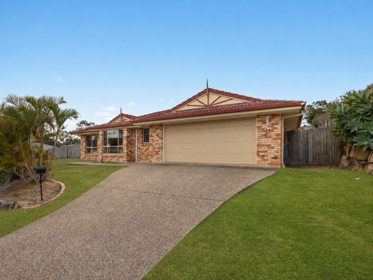 17 Dorsey Chase, Brassall, QLD 4305