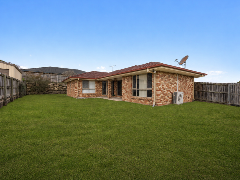 17 Dorsey Chase, Brassall, QLD 4305