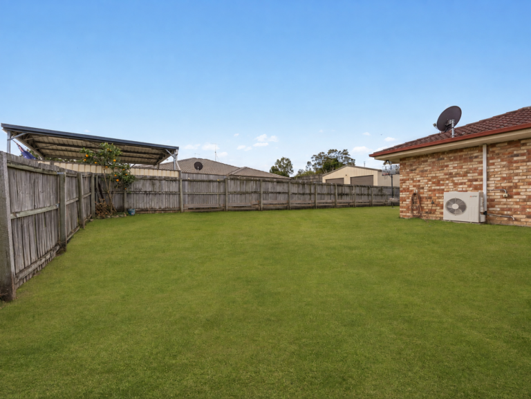17 Dorsey Chase, Brassall, QLD 4305