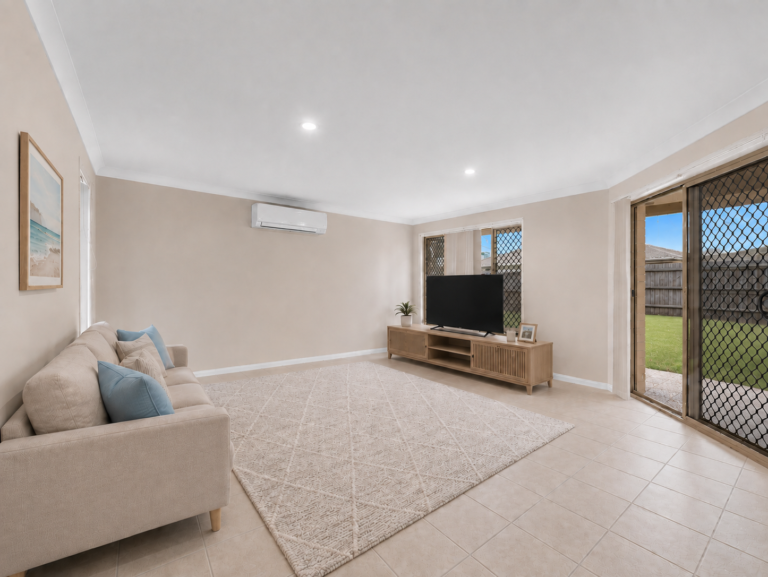 17 Dorsey Chase, Brassall, QLD 4305