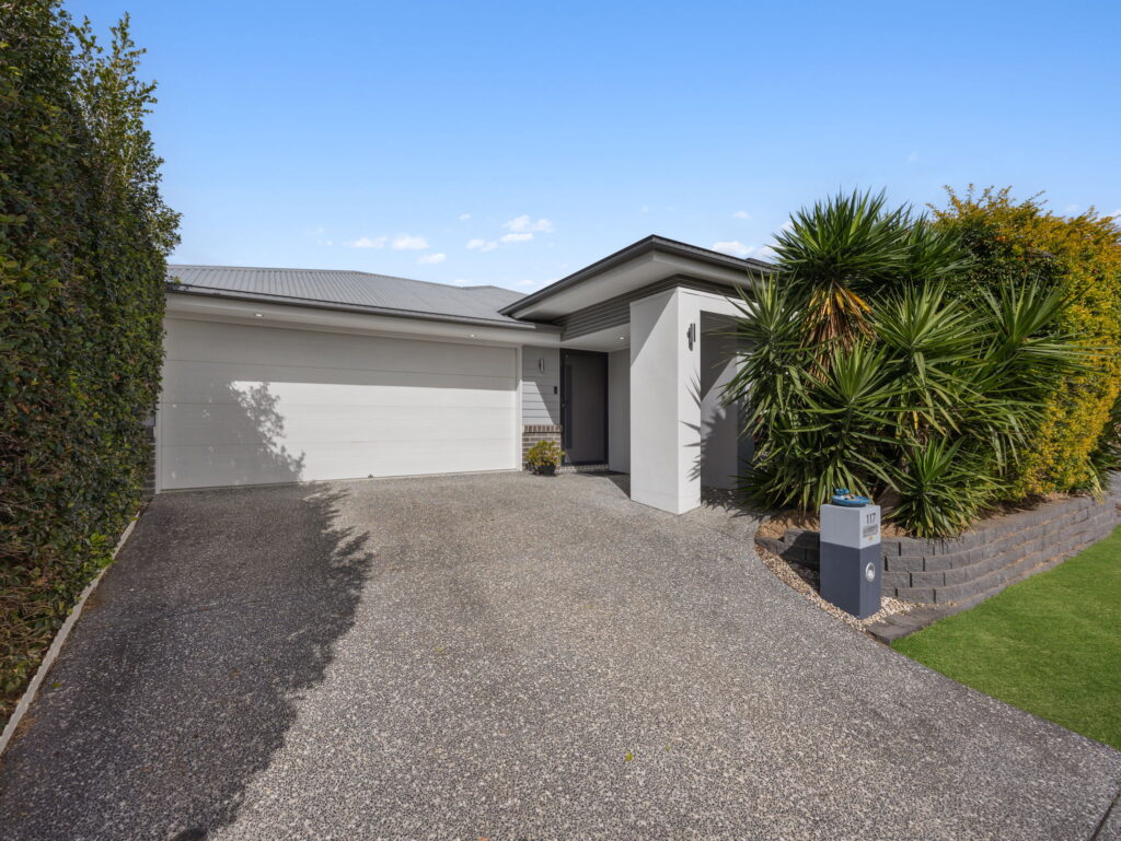 117 Watheroo Street, South Ripley, QLD 4306