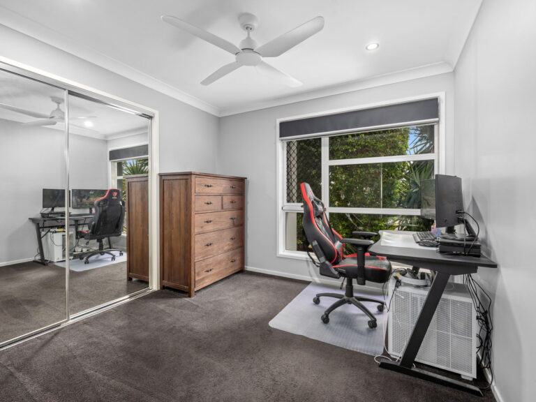 117 Watheroo Street, South Ripley, QLD 4306
