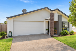 9 Saddleback Avenue, Redbank Plains, QLD 4301