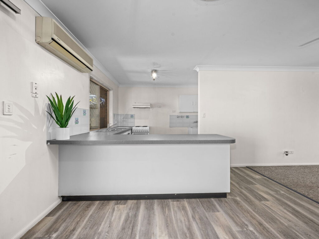 2/31 Kingston Way, Raceview, QLD 4305