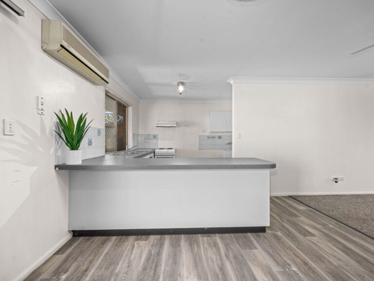 2/31 Kingston Way, Raceview, QLD 4305