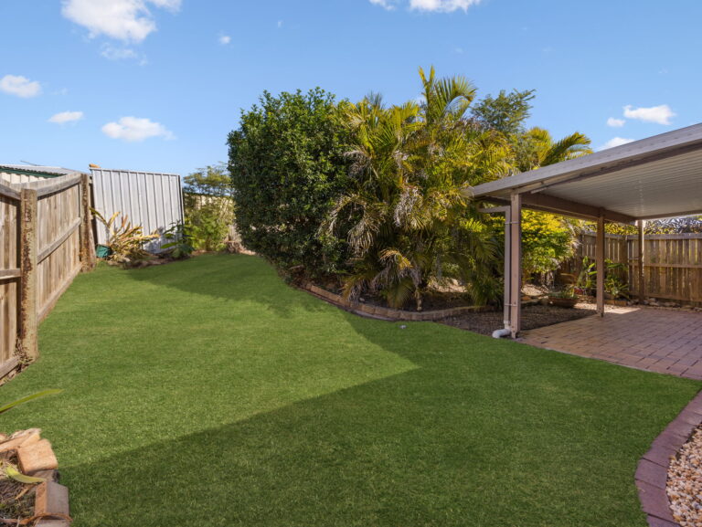 2/31 Kingston Way, Raceview, QLD 4305