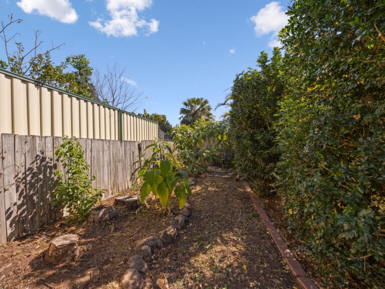 2/31 Kingston Way, Raceview, QLD 4305