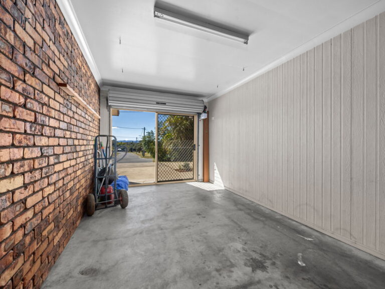 2/31 Kingston Way, Raceview, QLD 4305