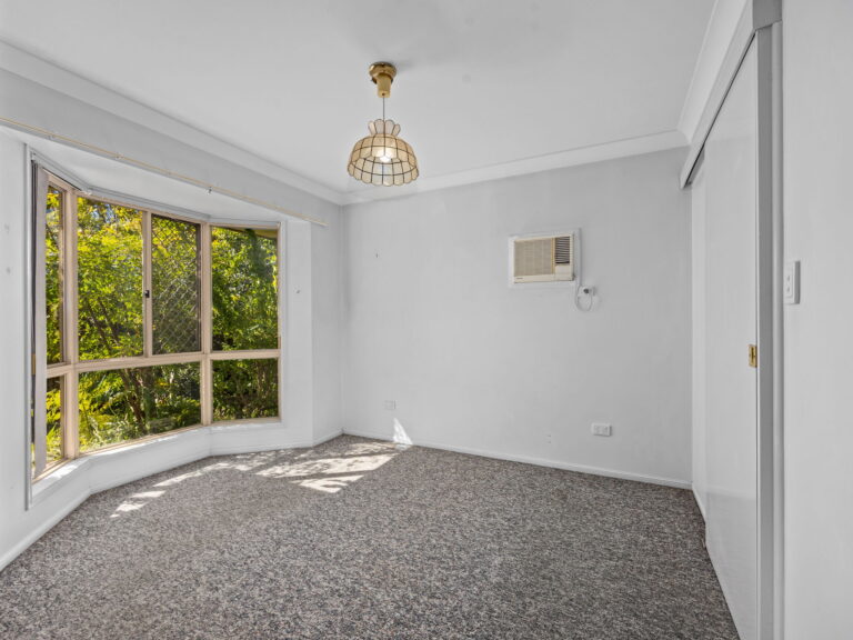 2/31 Kingston Way, Raceview, QLD 4305