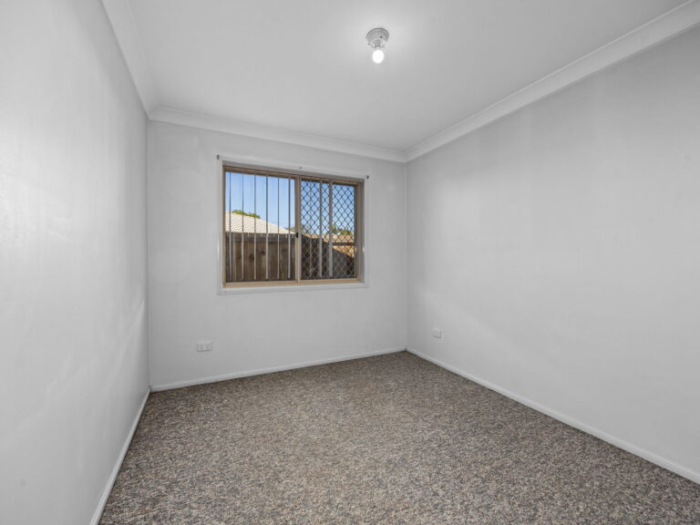 2/31 Kingston Way, Raceview, QLD 4305