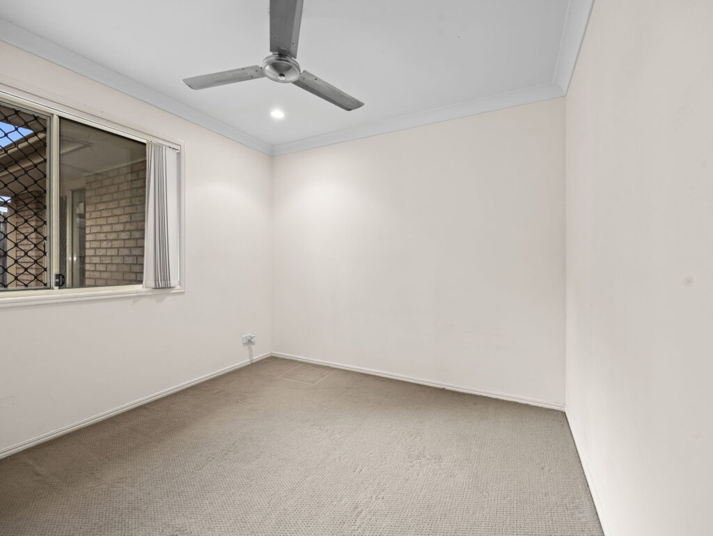 31 Dornoch Crescent, Raceview, QLD 4305