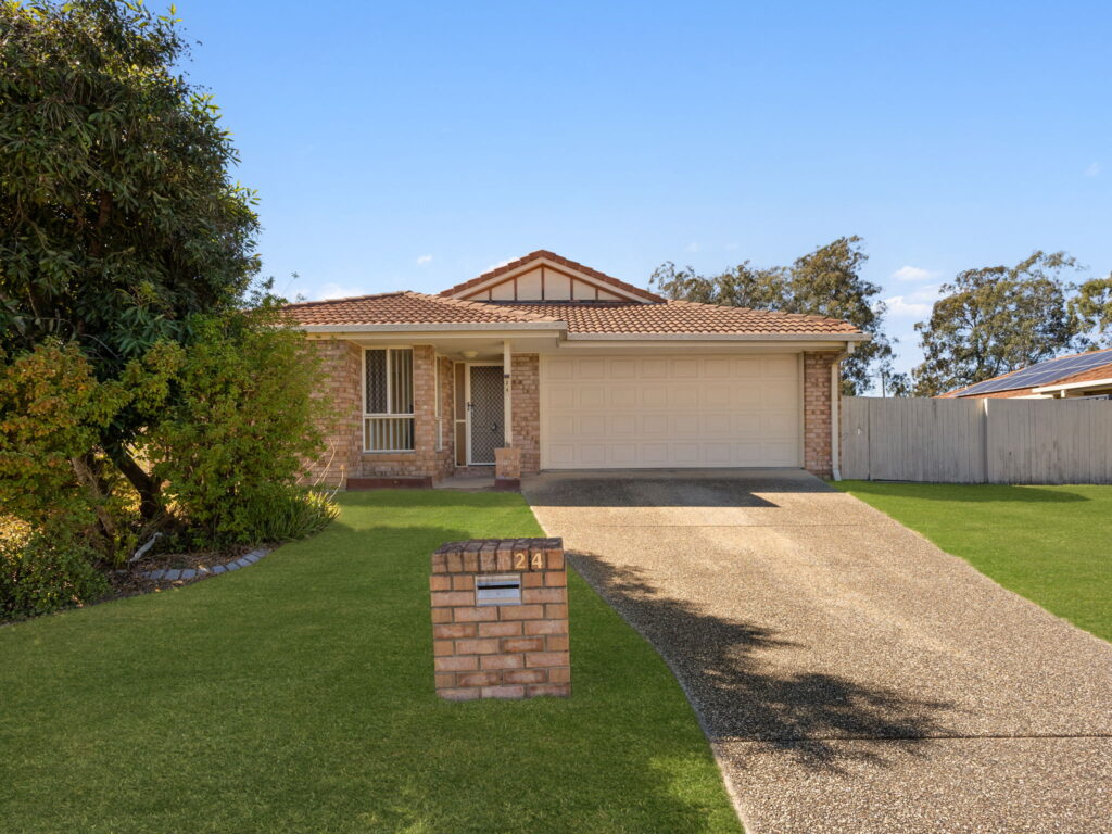 24 Kathleen Place, Yamanto, QLD 4305