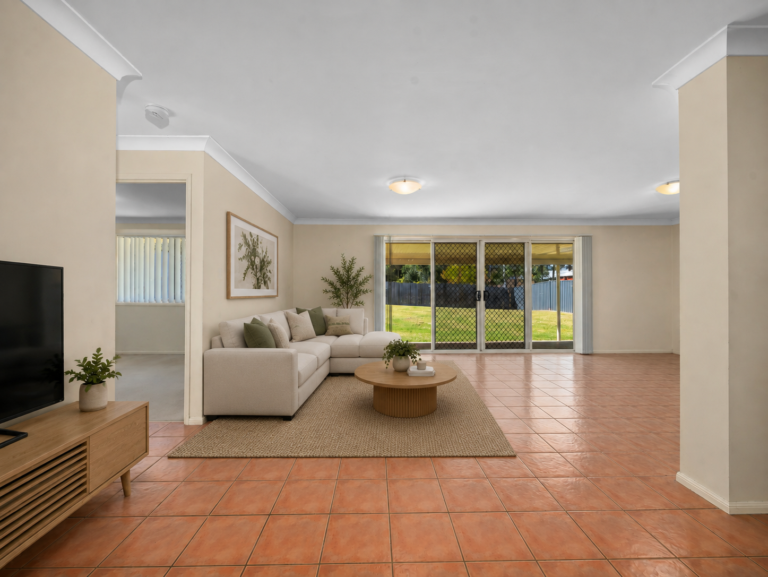 24 Kathleen Place, Yamanto, QLD 4305