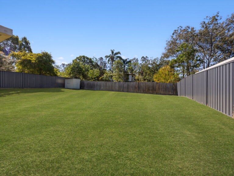 24 Kathleen Place, Yamanto, QLD 4305