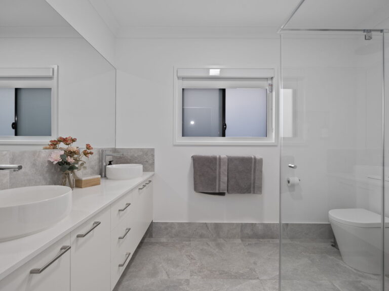 50 Marsdenia Drive, White Rock, QLD 4306
